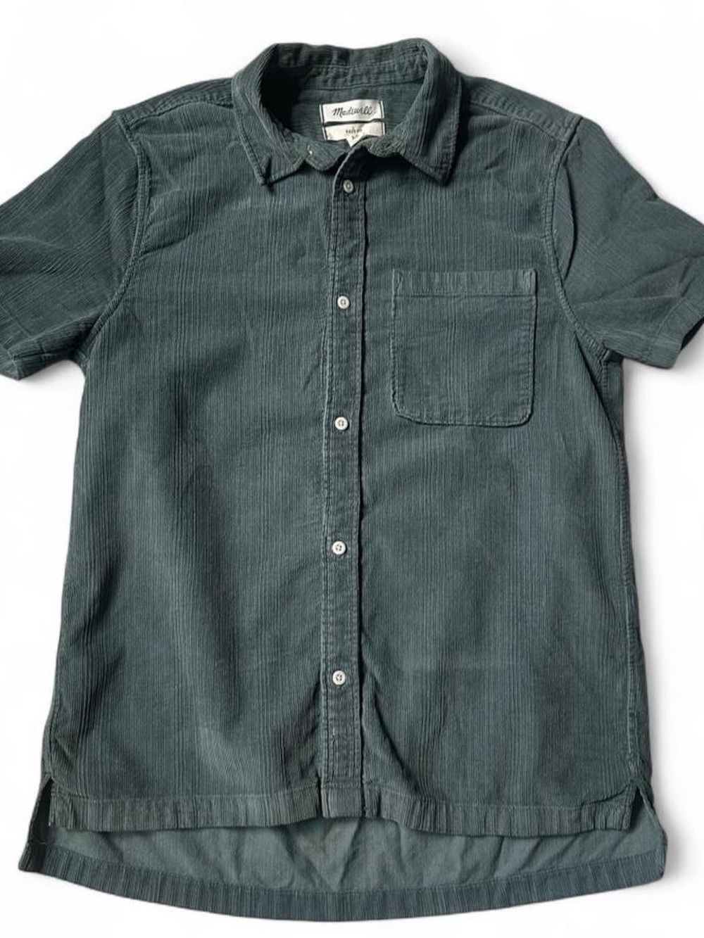 Madewell "easy fit" men's short-sleeve button-up forest green corduroy shirt